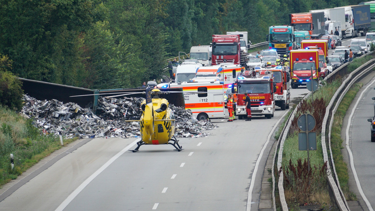 B294 Chaos Schwerer Unfall Blockiert Heute Die Bundesstrase Details Und Aktuelle Verkehrslage