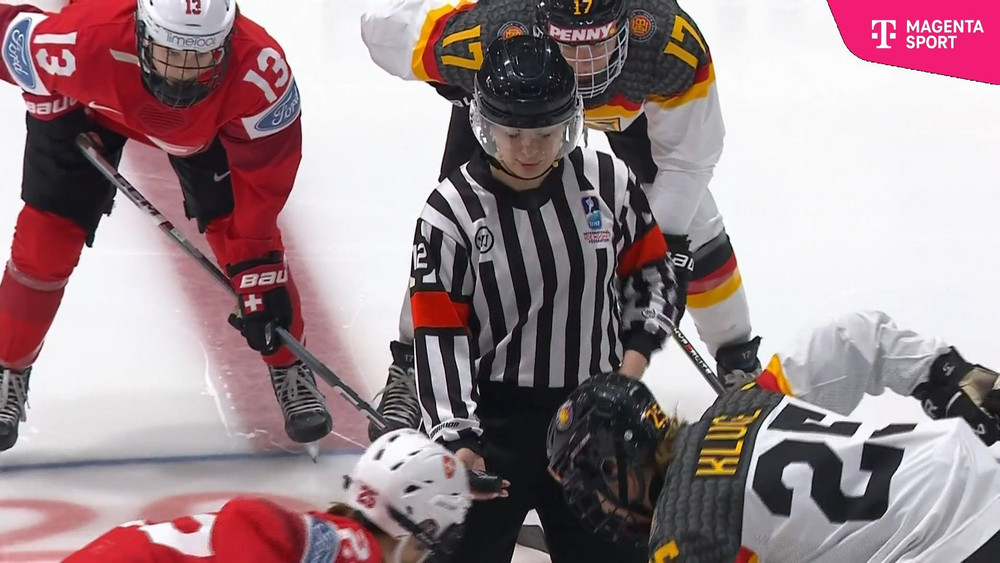Eishockey WM: Deutsche Frauen Nationalmannschaft unterliegt im Spiel um Platz fünf nach einem großartigen Turnier in der Overtime