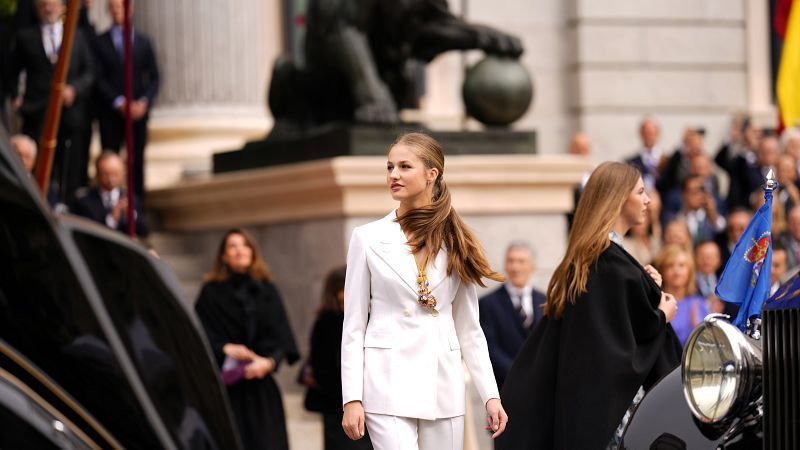 Leonor von Spanien ist jetzt 18 und soll in Fußstapfen des Vaters treten