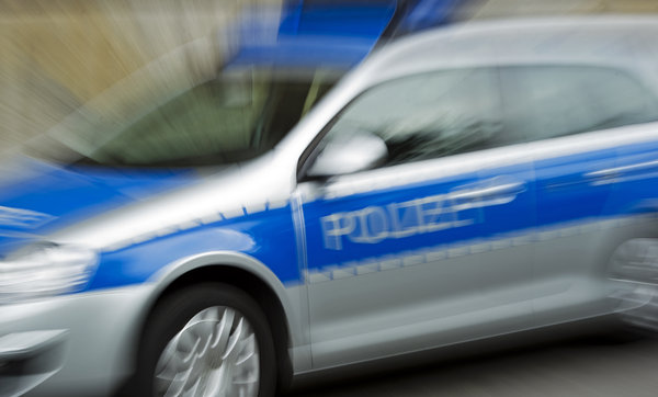 Wolfhagen: Mann greift Polizisten mit Beil an – FFH.de - HIT RADIO FFH